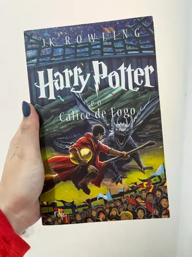 Livro harry potter e o cálice de fogo