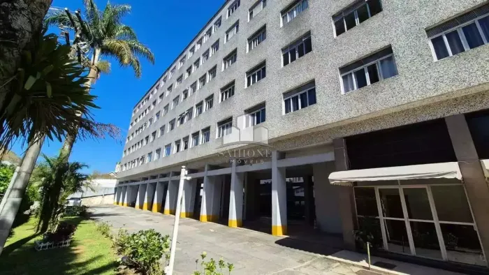 Apartamento para venda com 2 quartos, 56m² - Valparaíso - Petrópolis/RJ