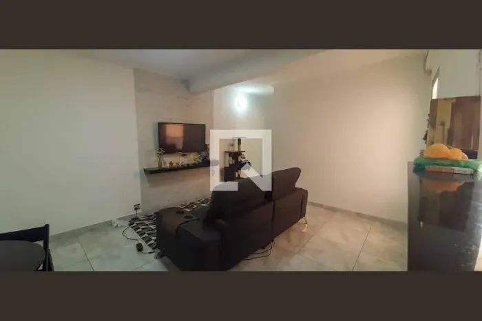 Casa à Venda - Vila Yara, 3 Quartos, 150 m2