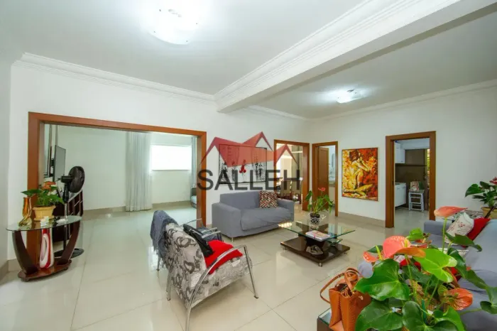 Casa, 5 quartos, 2 suites, 6 vagas