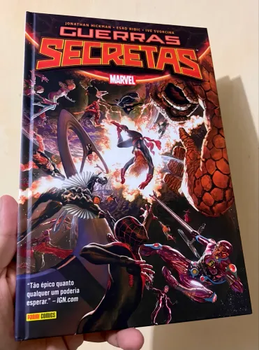 Guerra secretas Jonathan Hickman deluxe