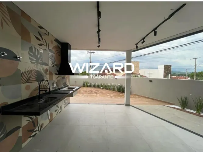 Casa de Condomínio em Atibaia, ampla área lazer, para venda com 350m² e 4 vagas