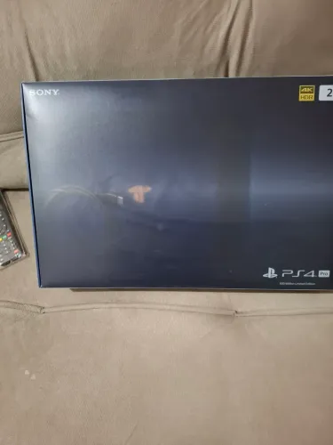 Ps4 pro 2tb edição 500 milhoes