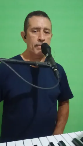 Música ao Vivo - Lennon Teclado Magia
