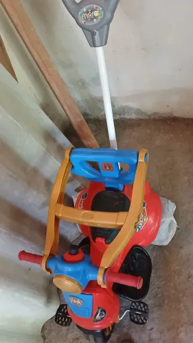 Berço Portátil, Cadeira de Descanso e Carrinho