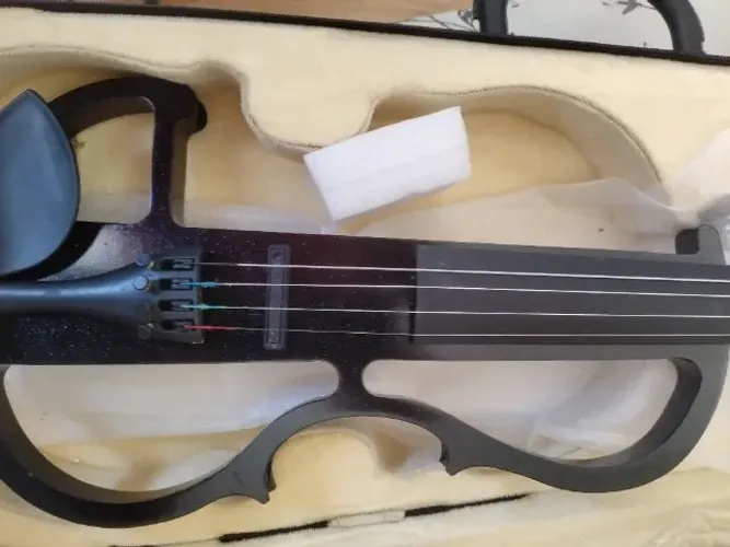 Violino Elétrico Hidersine HEV1 4/4 Preto - Novo Na Caixa Com Estojo E Arco