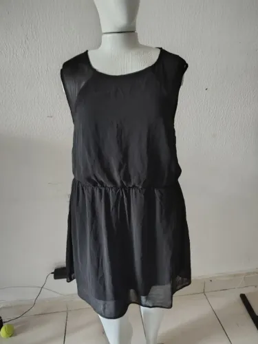Blusa preta tam G