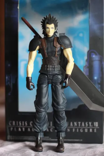 Action Figure Zack Fair - Final Fantasy VII Crisis Core