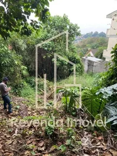 Terreno à venda no Morumbi, São Paulo-SP: 369m² de oportunidade única!