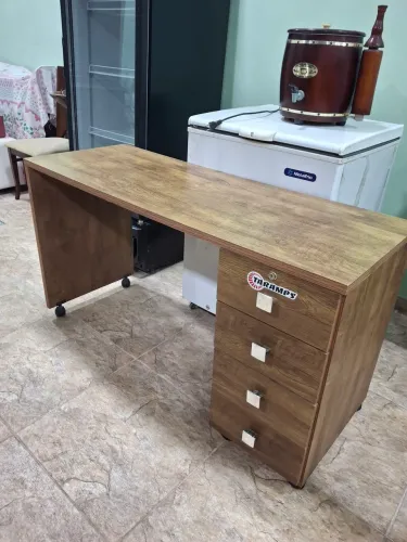 Mesa estudo ou escritório 