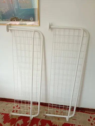 Vendo 2 araras de roupa R$ 100 reaism ZAP *