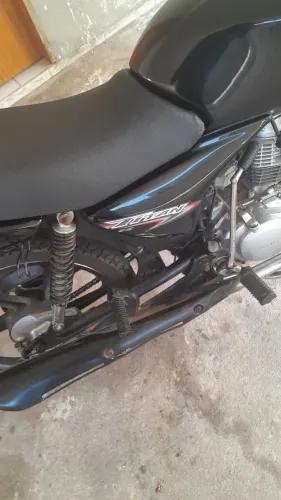 Moto essencial pra fazer o corre do dia a dia topi