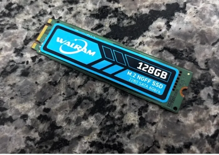 Ssd 128 gb ( pouco usado ) Ngff  2280 ( excelente estado )