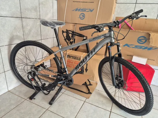 Bicicleta 100% Nova com garantia