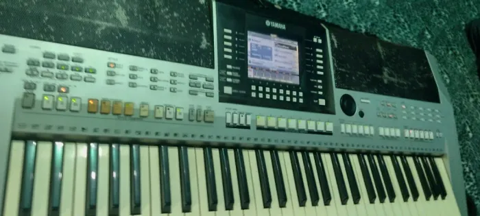 TECLADO S910 YAMAHA TOP