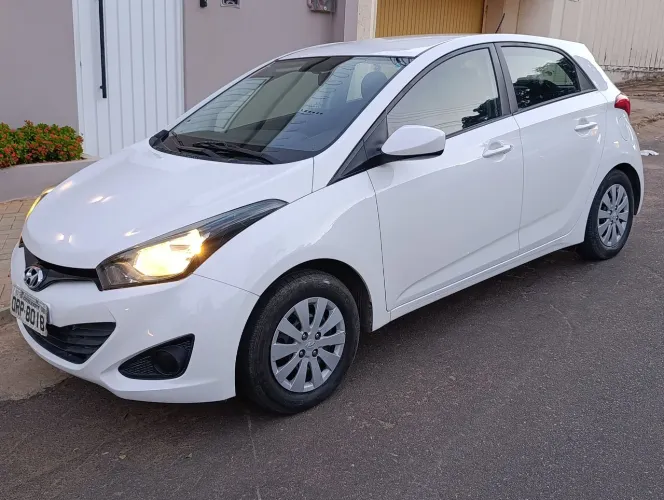 Hyundai HB20 C.style/c.plus 1.6 Flex 16V Aut. 2014
