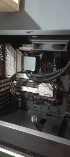 MSI Placa-mãe para jogos MAG B660M Mortar WiFi DDR4 (mATX