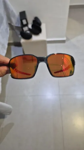Óculos de Sol Oakley Siphon Prizm Ruby Polarized OO9429 03-64