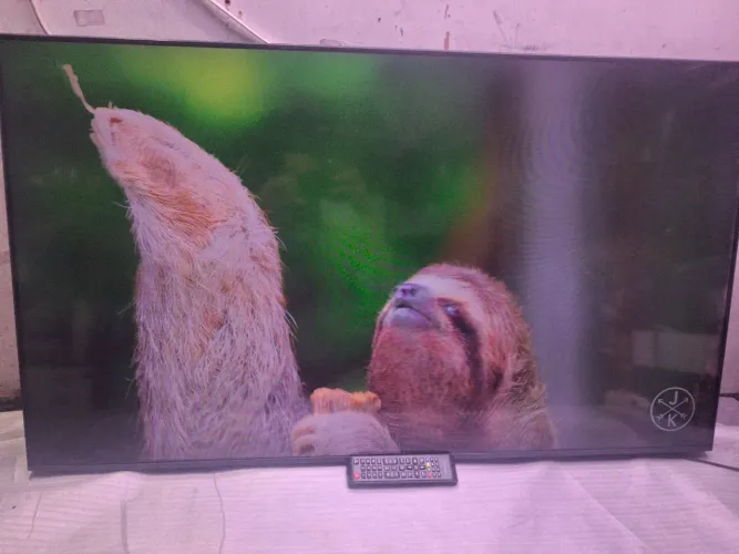Smart TV Samsung 50 4K AU7700 Impecável + Controle Novo e Garantia 90 Dias