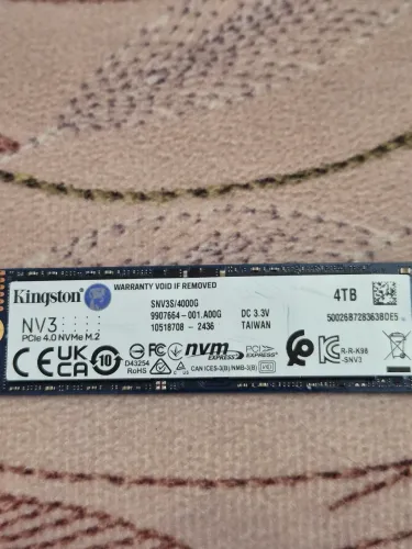 SSD Kingston NV3, 4TB, M.2 NVMe,,PCIe 4.0, Leitura 6000MBs e 5000MB Gravação SNV3S/4000G
