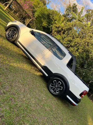 Volkswagen Saveiro Cross 1.6 T.flex 16V CD 2017