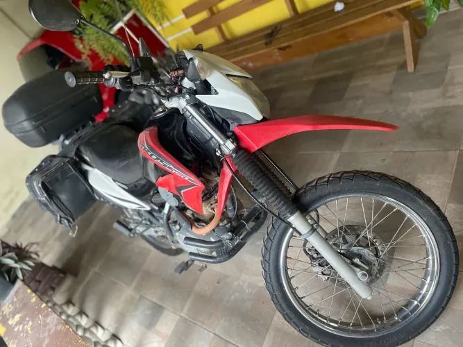 Moto NXR150 BROS ESD Honda Vermelha
