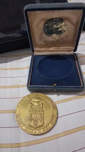 Medalha Antiga Lembrança do Bicentenario 
