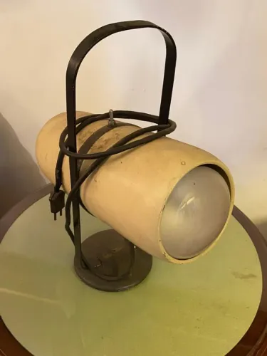 lâmpada de bronzeamento adaptada para luminária americana