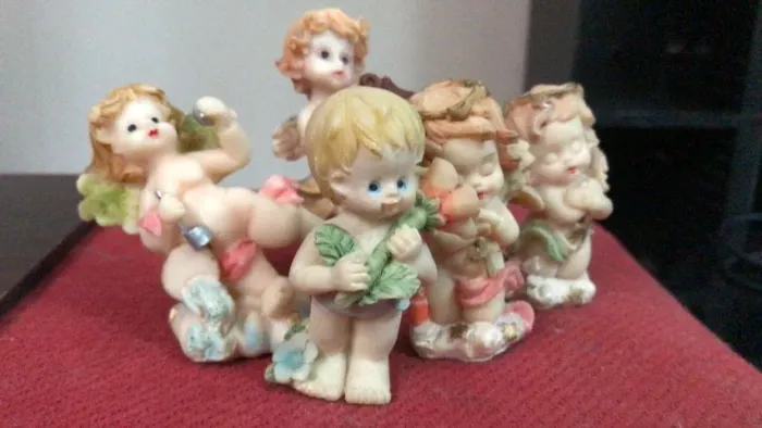 Lote anjinhos de resina 5 peças