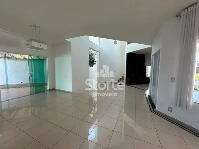 Casa estilo sobrado com 3 suítes à venda, 284m² por R$ 1.900.000 - Condomínio Royal Park -