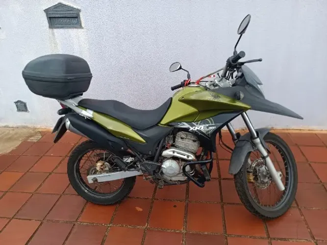 XRE 300 2012
