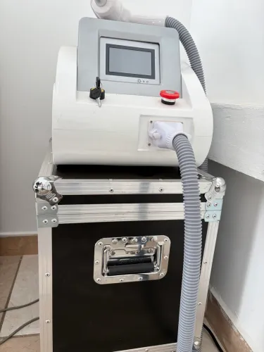Vendo laser semi novo
