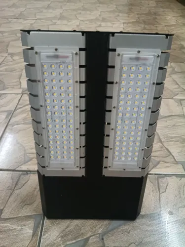 Refletor led 220V modelo Lex05-S2M850FAXSD