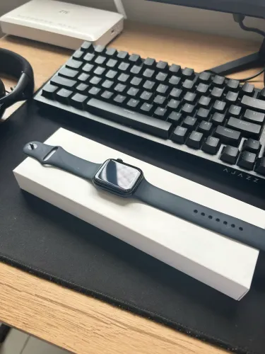 Apple Watch SE 2 44mm