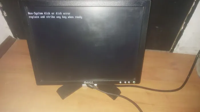 Monitor Dell E157FPc 15" - Testado e Funcionando