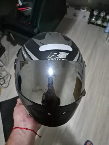 Capacete moto número 60