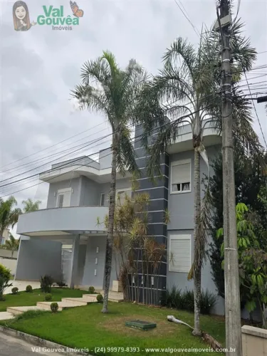 Casa em condomínio para Venda ou Alugar no Morada da Colina I II III em Resende