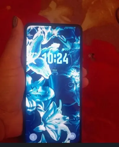 Samsung a06 valor $350
