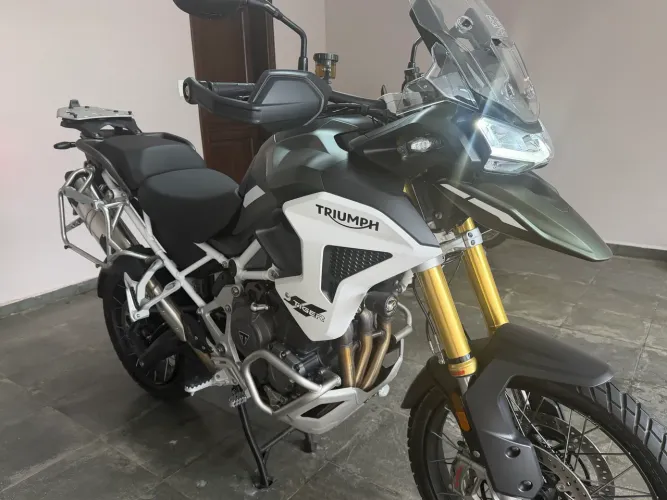 Triumph 1200 RalyPro