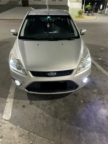 Ford Focus 1.6 S/se/se Plus Flex 8v/16v 5P 2010