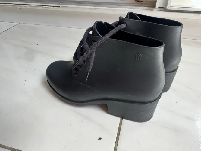 Bota Melissa