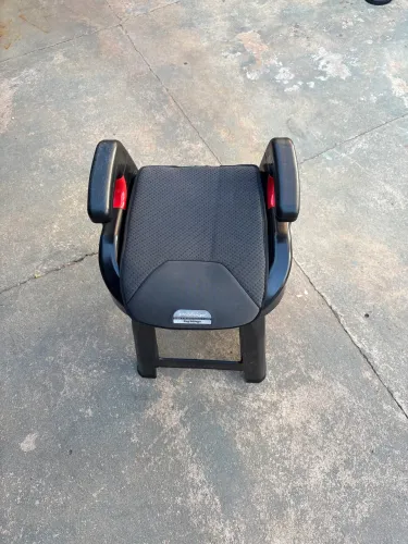 Assento infantil para carro