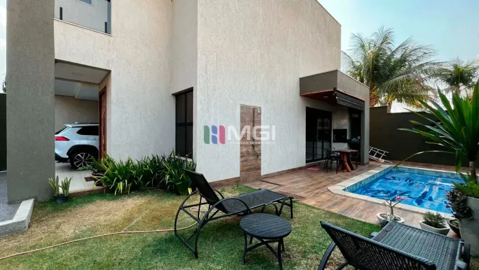 Sobrado a venda 3 quartos setor vila rezende