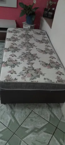 Cama de Solteiro Nova