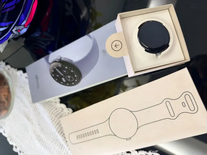 Google pixel Watch 4 45 mm wifi