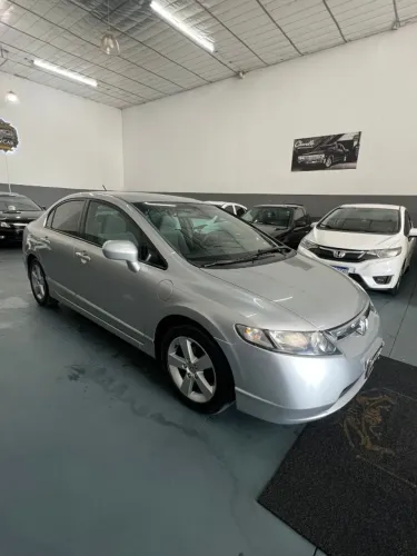 Honda Civic Sedan LXS 1.8/1.8 Flex 16V Aut. 4P 2008