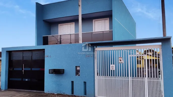 Sobrado à venda em Pinhais | 144 m² | 3 quartos 1 suíte | no Weissópolis