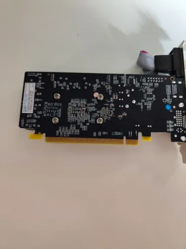 placa de vídeo delta GT 240