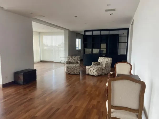 Apartamento - Campo Belo - 3 Suítes - 288m².