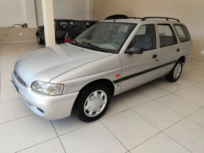 Ford Escort S.W GL 1.8i 16V 2000